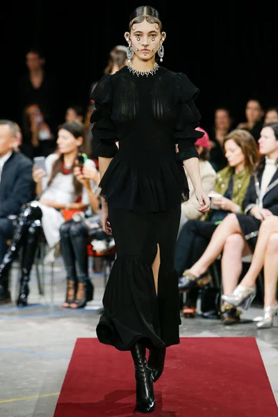 Look 41